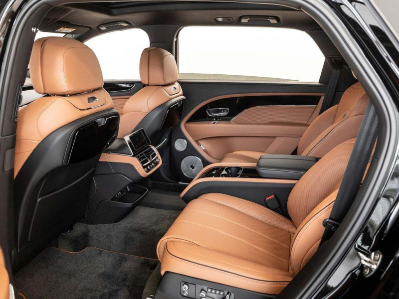 Bentley Bentayga EWB Azure бензин 2023 id-8695 Купить Bentley Bentayga EWB Azure бензин 2023 id-8695 в Киеве, Фото №15