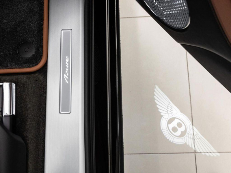 Bentley Bentayga EWB Azure бензин 2023 id-8695 Купить Bentley Bentayga EWB Azure бензин 2023 id-8695 в Киеве, Фото №17