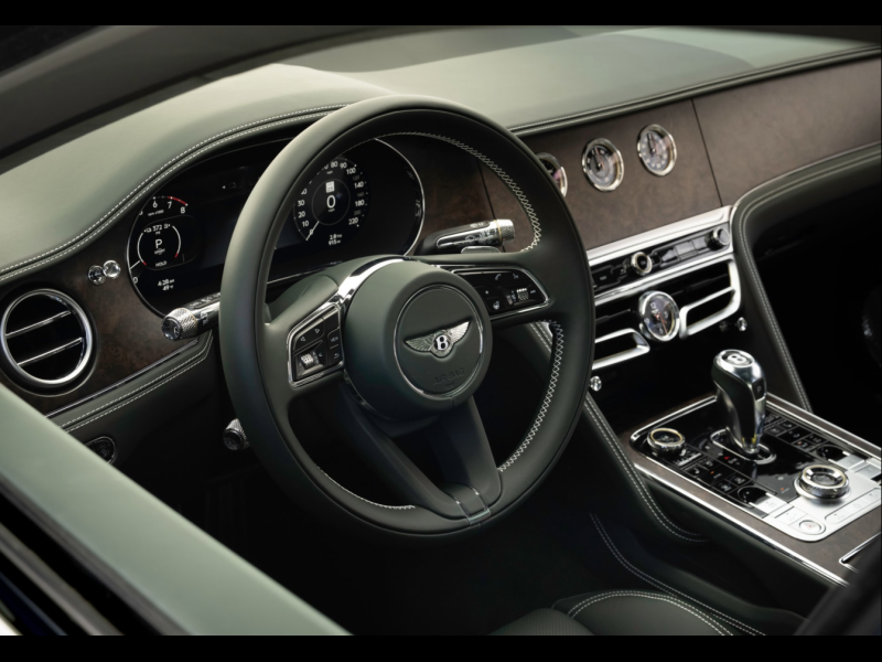 Bentley Flying Spur гибрид 2025 id-8605 Купить Bentley Flying Spur гибрид 2025 id-8605 в Киеве, Фото №4