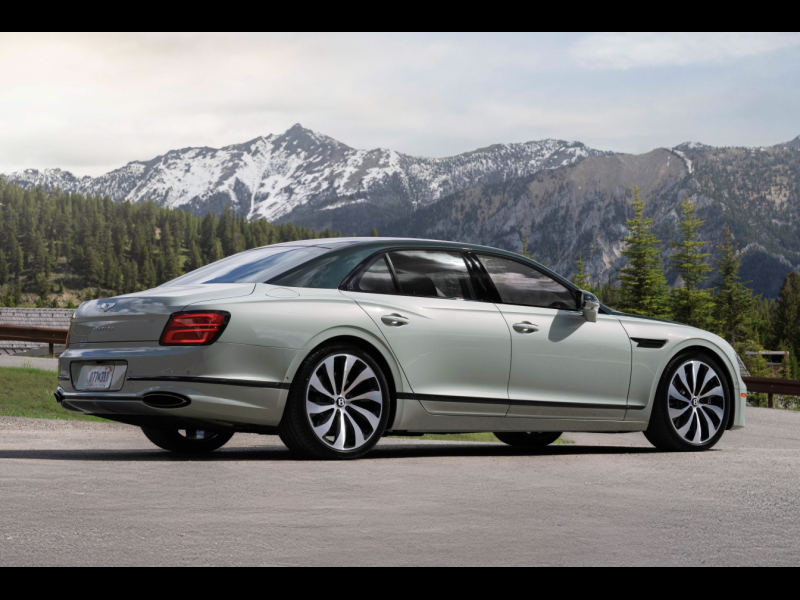 Bentley Flying Spur гибрид 2025 id-8605 Купить Bentley Flying Spur гибрид 2025 id-8605 в Киеве, Фото №1