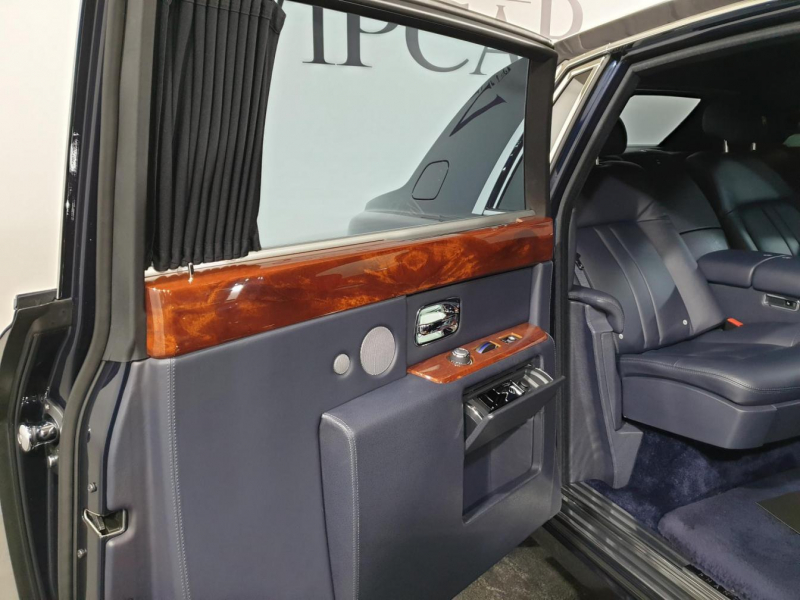 Rolls-Royce Phantom Extended Wheelbase бензин 2013 id-8557 Купить Rolls-Royce Phantom Extended Wheelbase бензин 2013 id-8557 в Киеве, Фото №12