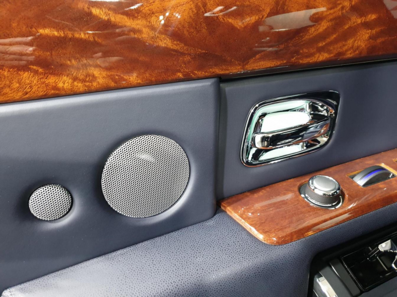 Rolls-Royce Phantom Extended Wheelbase бензин 2013 id-8557 Купить Rolls-Royce Phantom Extended Wheelbase бензин 2013 id-8557 в Киеве, Фото №13