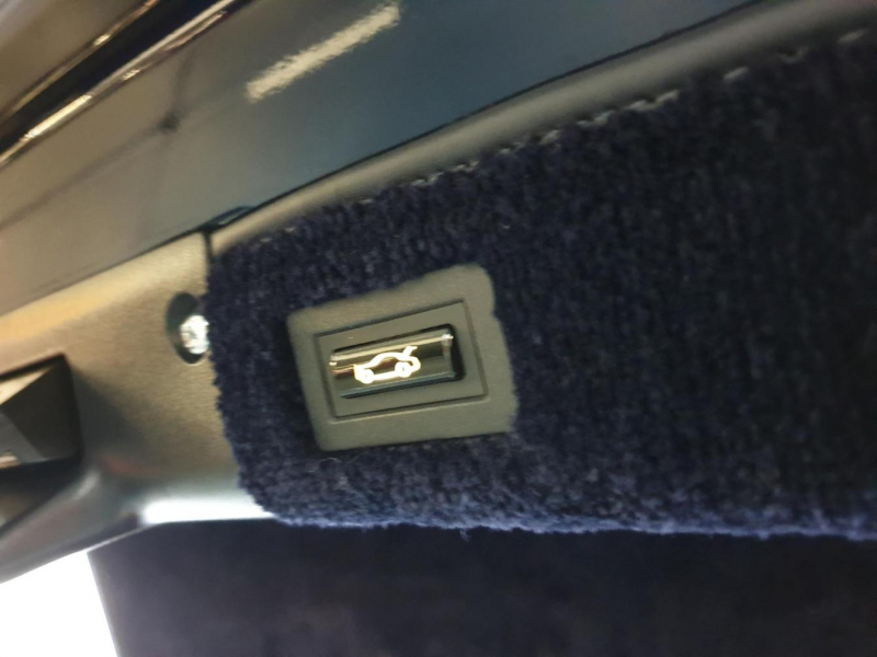 Rolls-Royce Phantom Extended Wheelbase бензин 2013 id-8557 Купить Rolls-Royce Phantom Extended Wheelbase бензин 2013 id-8557 в Киеве, Фото №27