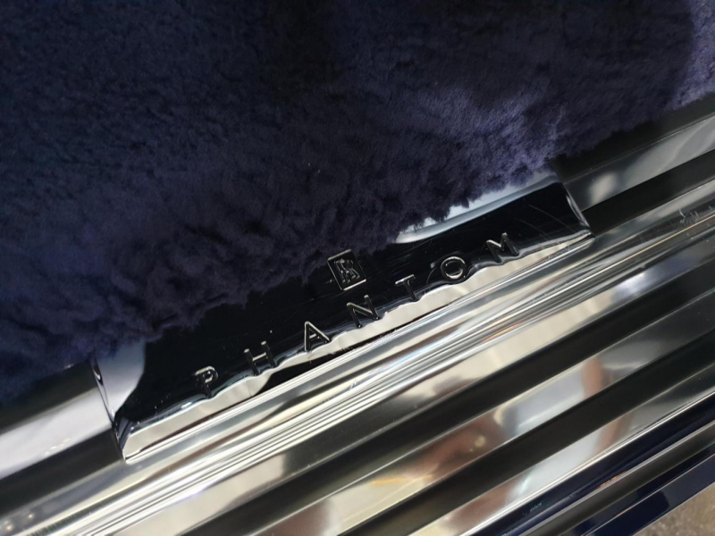 Rolls-Royce Phantom Extended Wheelbase бензин 2013 id-8557 Купить Rolls-Royce Phantom Extended Wheelbase бензин 2013 id-8557 в Киеве, Фото №33