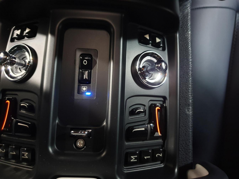 Rolls-Royce Phantom Extended Wheelbase бензин 2013 id-8557 Купить Rolls-Royce Phantom Extended Wheelbase бензин 2013 id-8557 в Киеве, Фото №44