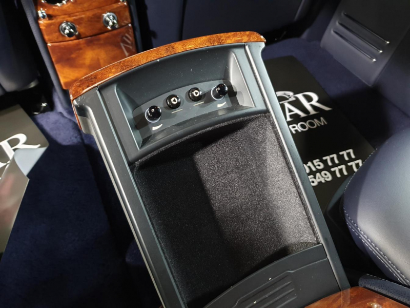 Rolls-Royce Phantom Extended Wheelbase бензин 2013 id-8557 Купить Rolls-Royce Phantom Extended Wheelbase бензин 2013 id-8557 в Киеве, Фото №46