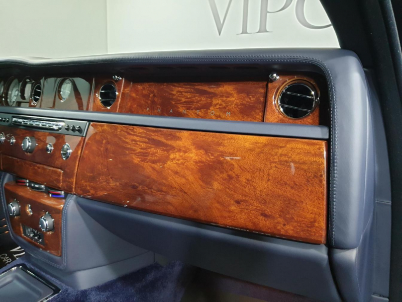 Rolls-Royce Phantom Extended Wheelbase бензин 2013 id-8557 Купить Rolls-Royce Phantom Extended Wheelbase бензин 2013 id-8557 в Киеве, Фото №65