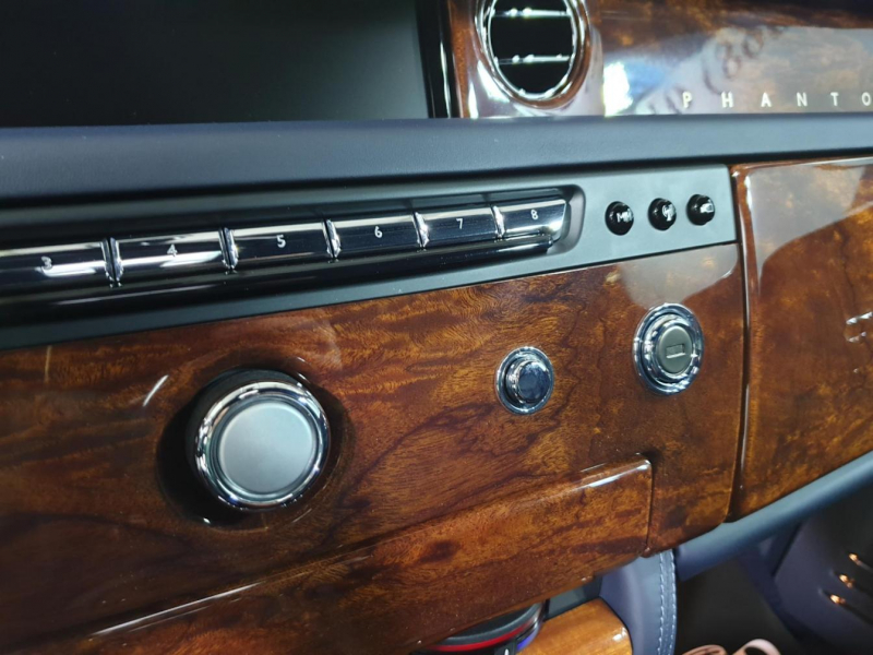 Rolls-Royce Phantom Extended Wheelbase бензин 2013 id-8557 Купить Rolls-Royce Phantom Extended Wheelbase бензин 2013 id-8557 в Киеве, Фото №89