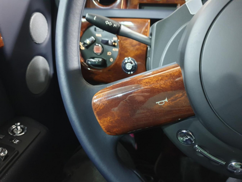 Rolls-Royce Phantom Extended Wheelbase бензин 2013 id-8557 Купить Rolls-Royce Phantom Extended Wheelbase бензин 2013 id-8557 в Киеве, Фото №104