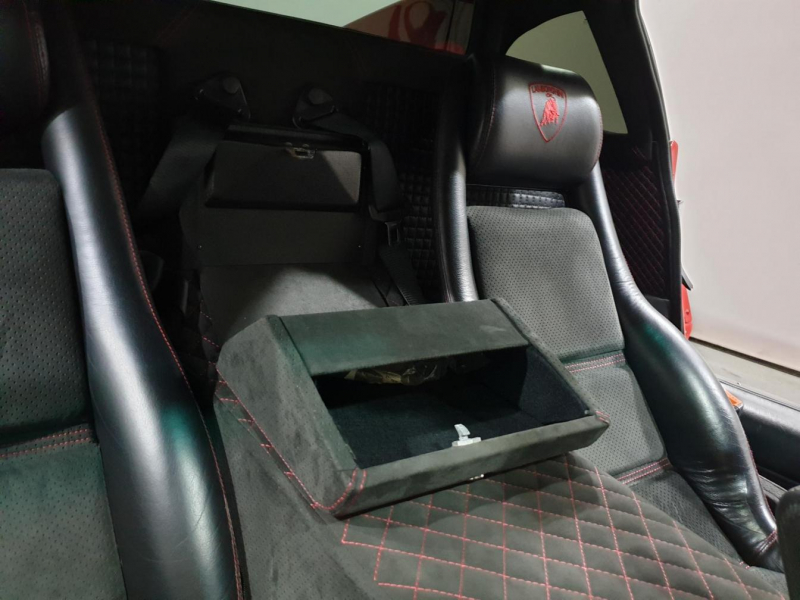 Lamborghini Diablo V12 бензин 1992 id-8416 Купить Lamborghini Diablo V12 бензин 1992 id-8416 в Киеве, Фото №18