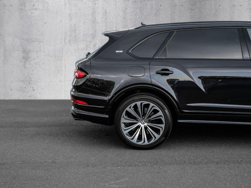 Bentley Bentayga EWB Azure First Edition бензин 2024 id-7932 Купить Bentley Bentayga EWB Azure First Edition бензин 2024 id-7932 в Киеве, Фото №4
