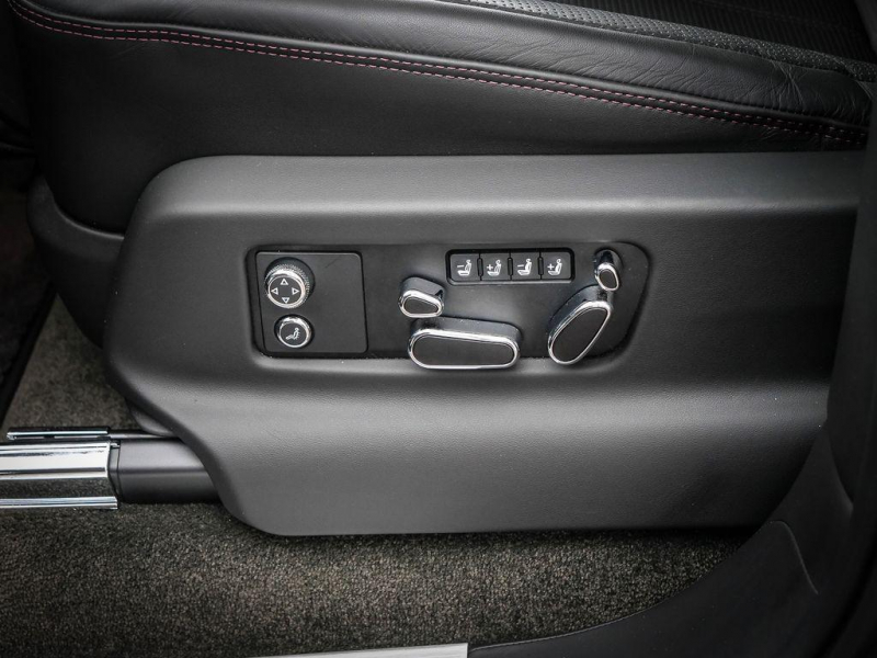 Bentley Bentayga EWB Azure First Edition бензин 2024 id-7932 Купить Bentley Bentayga EWB Azure First Edition бензин 2024 id-7932 в Киеве, Фото №8