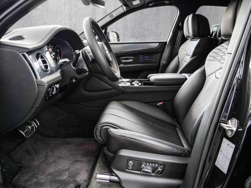 Bentley Bentayga EWB Azure First Edition бензин 2024 id-7932 Купить Bentley Bentayga EWB Azure First Edition бензин 2024 id-7932 в Киеве, Фото №18