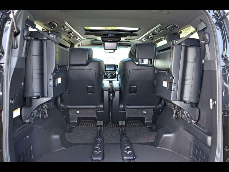 Купить Toyota Alphard LHD 3.5 бензин 2025 id-7384 в Киеве, Фото №11