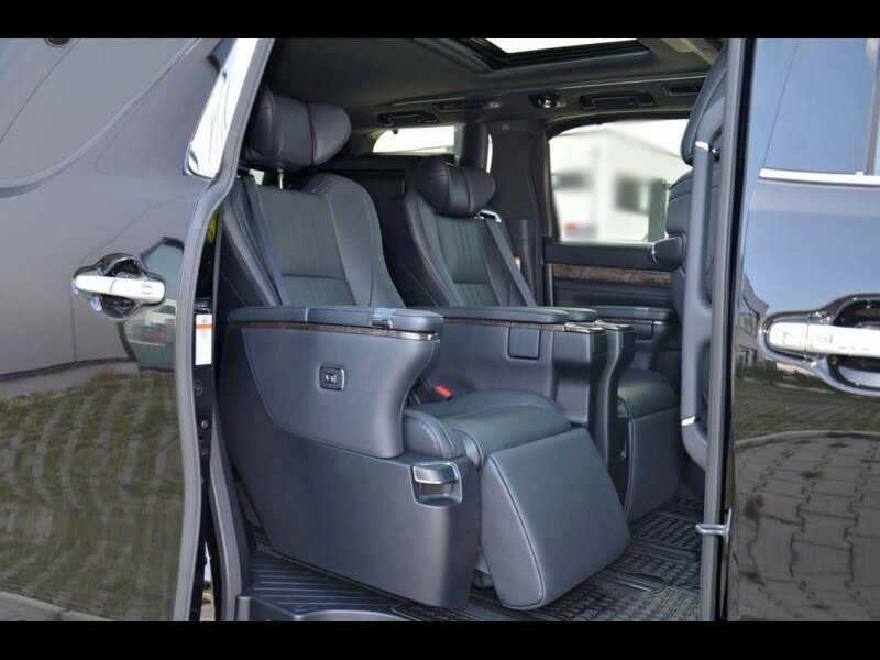 Купить Toyota Alphard LHD 3.5 бензин 2025 id-7384 в Киеве, Фото №12