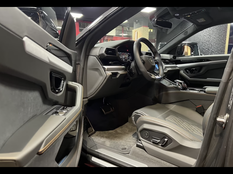 Купить Lamborghini Urus SE гибрид 2025 id-7270 в Киеве, Фото №8