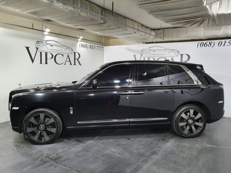 Rolls-Royce Cullinan бензин 2023 id-7264 Купить Rolls-Royce Cullinan бензин 2023 id-7264 в Киеве, Фото №2