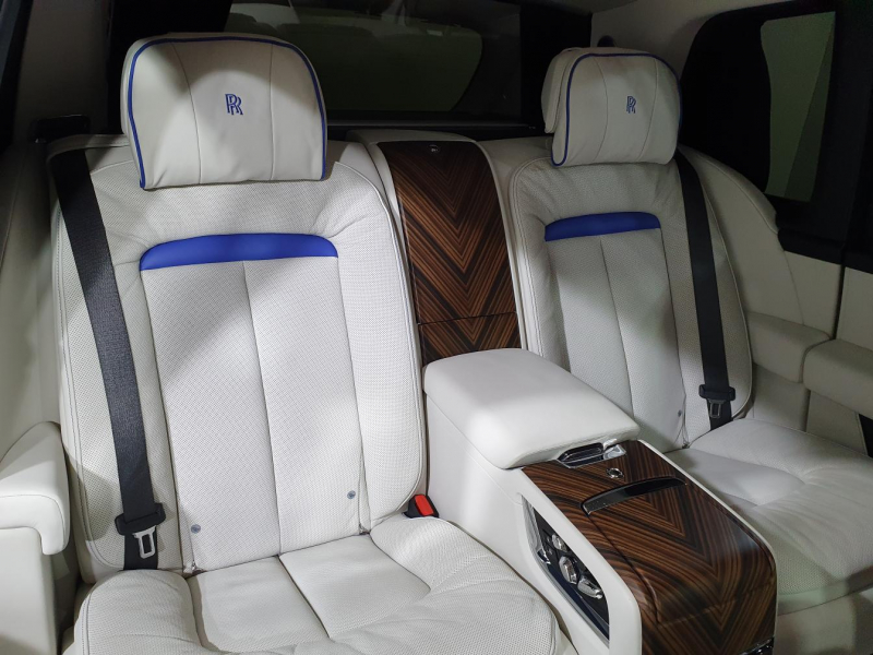 Rolls-Royce Cullinan бензин 2023 id-7264 Купить Rolls-Royce Cullinan бензин 2023 id-7264 в Киеве, Фото №15