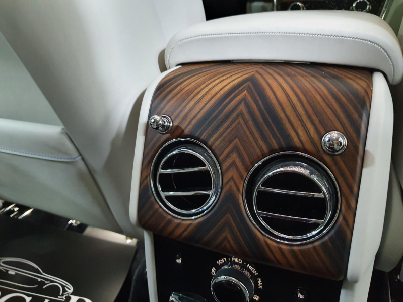 Rolls-Royce Cullinan бензин 2023 id-7264 Купить Rolls-Royce Cullinan бензин 2023 id-7264 в Киеве, Фото №34