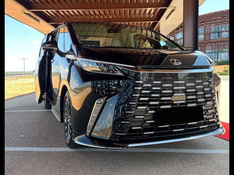 Lexus LM 350h AWD гибрид 2024 id-6992 Купить Lexus LM 350h AWD гибрид 2024 id-6992 в Киеве, Фото №1