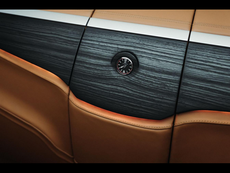 Купить Mercedes-Benz V 300D Extralong 4matic VIP SEATS дизель 2024 id-6914 в Киеве, Фото №5