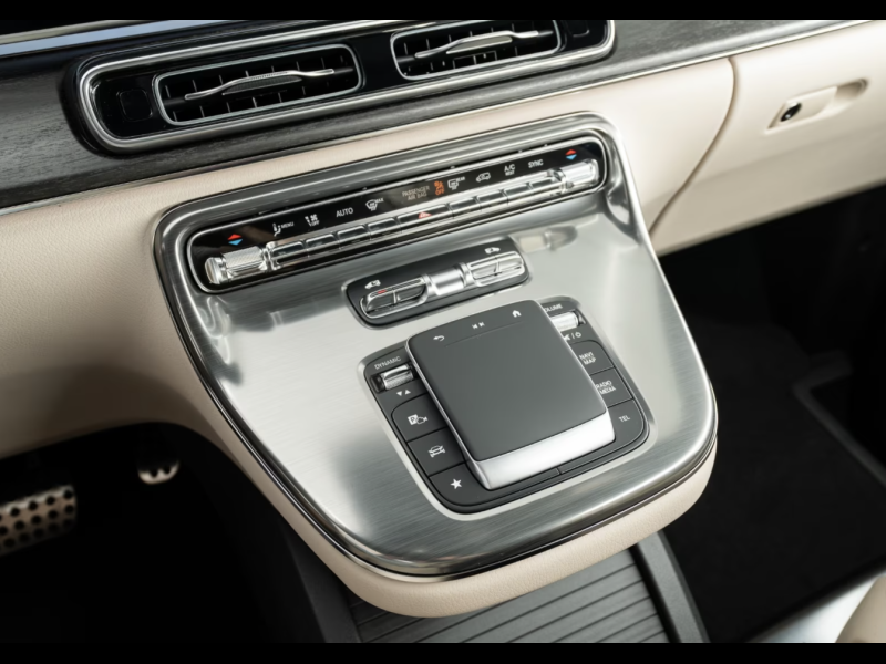 Купить Mercedes-Benz V 300D Extralong 4matic VIP SEATS дизель 2025 id-6914 в Киеве, Фото №4