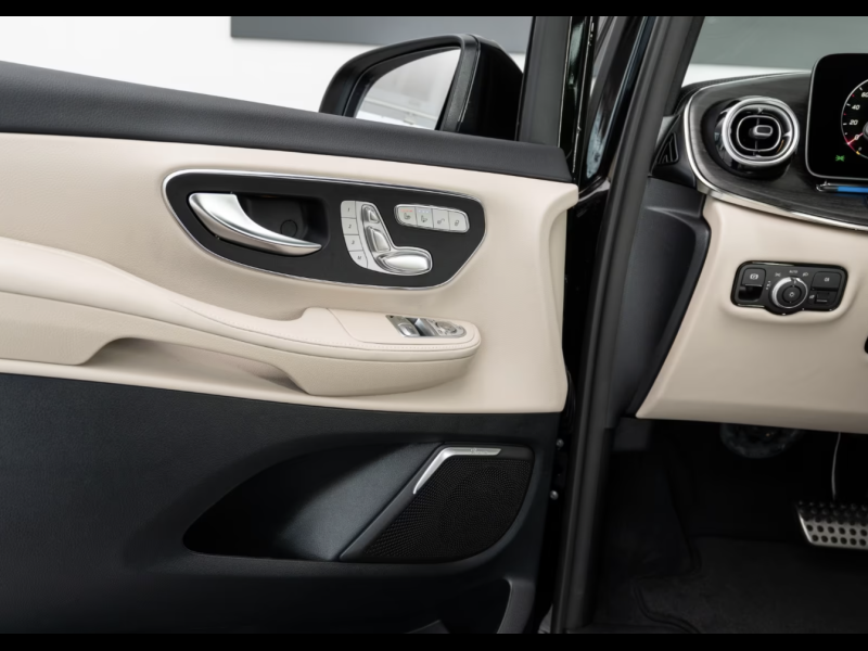 Купить Mercedes-Benz V 300D Extralong 4matic VIP SEATS дизель 2025 id-6914 в Киеве, Фото №11