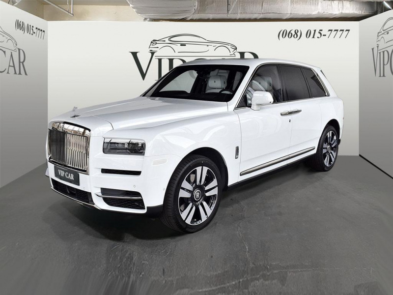 Rolls-Royce Cullinan бензин 2024 id-6903