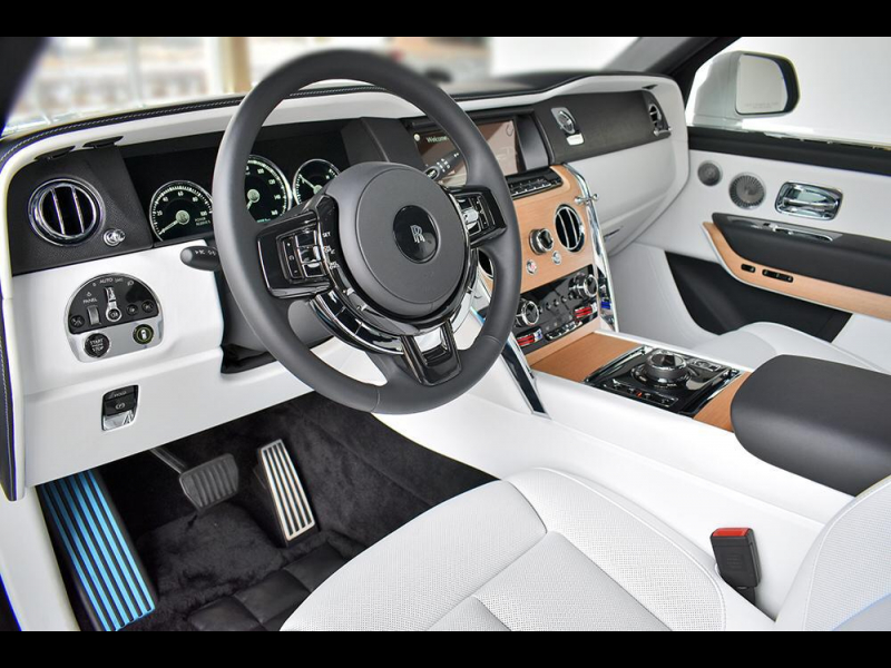 Rolls-Royce Cullinan бензин 2024 id-6903 Купить Rolls-Royce Cullinan бензин 2024 id-6903 в Киеве, Фото №5