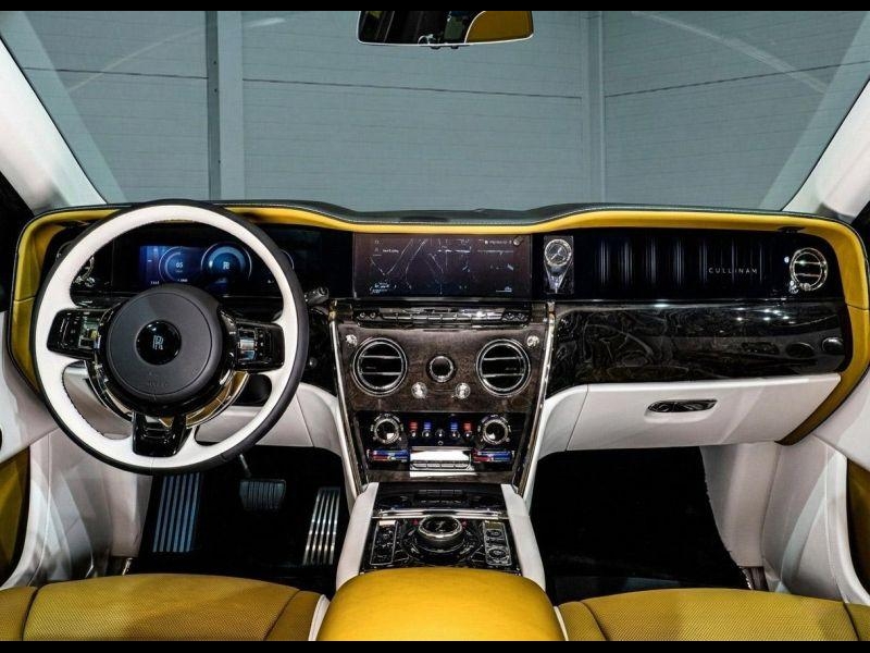 Купить Rolls-Royce Cullinan Series II by Novitec Overdose бензин 2026 id-6903 в Киеве, Фото №9