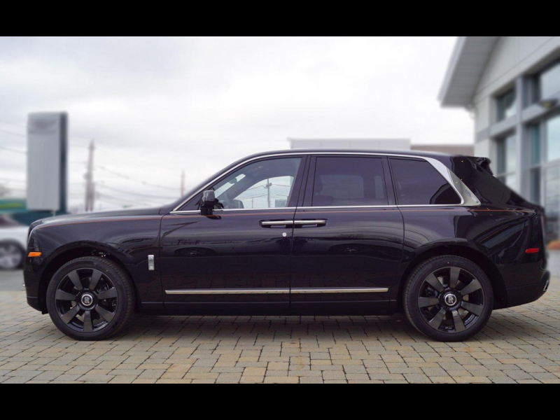 Rolls-Royce Cullinan бензин 2024 id-6818 Купить Rolls-Royce Cullinan бензин 2024 id-6818 в Киеве, Фото №4