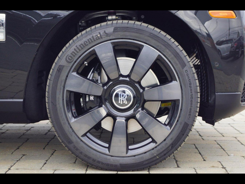 Rolls-Royce Cullinan бензин 2024 id-6818 Купить Rolls-Royce Cullinan бензин 2024 id-6818 в Киеве, Фото №5