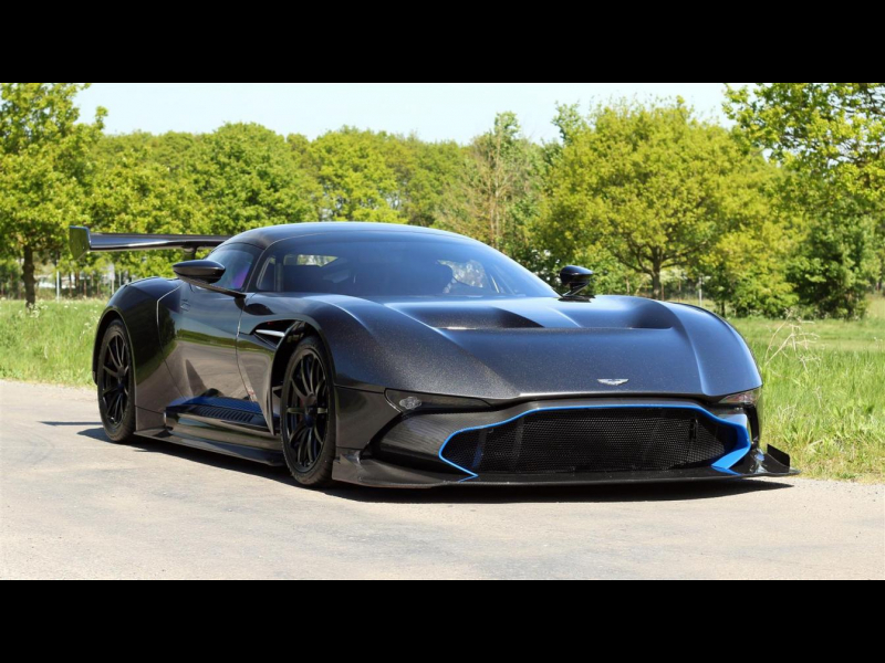 Aston-Martin Vulcan бензин 2018 id-5843