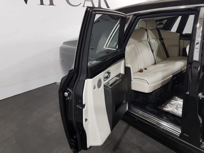 Rolls-Royce Phantom бензин 2008 id-4910 Купить Rolls-Royce Phantom бензин 2008 id-4910 в Киеве, Фото №11