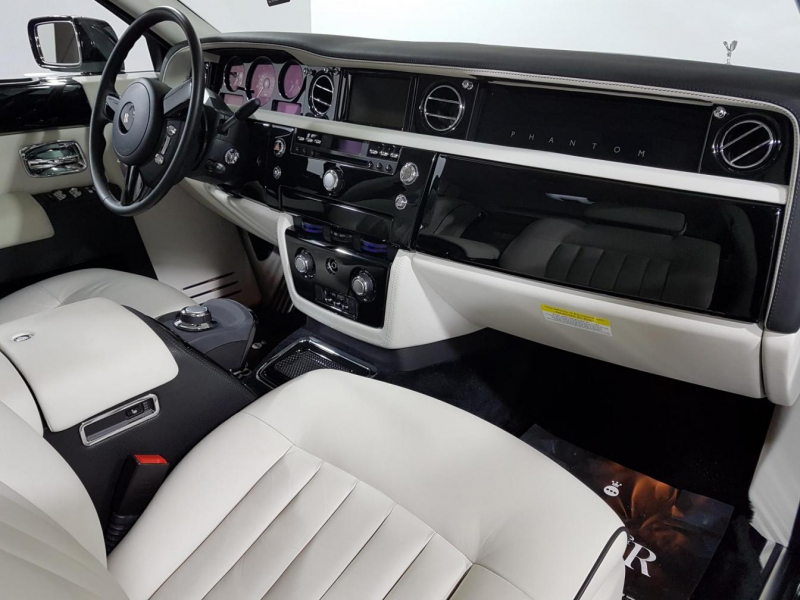 Rolls-Royce Phantom бензин 2008 id-4910 Купить Rolls-Royce Phantom бензин 2008 id-4910 в Киеве, Фото №19
