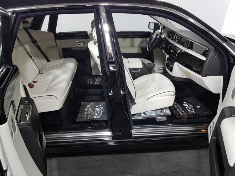 Rolls-Royce Phantom бензин 2008 id-4910 Купить Rolls-Royce Phantom бензин 2008 id-4910 в Киеве, Фото №23