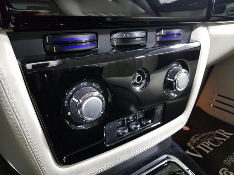 Rolls-Royce Phantom бензин 2008 id-4910 Купить Rolls-Royce Phantom бензин 2008 id-4910 в Киеве, Фото №36