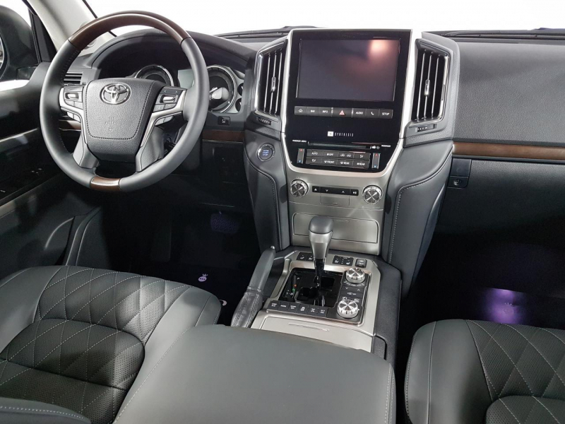 Toyota Land Cruiser 200 Special Edition дизель 2017 id-4853 Купить Toyota Land Cruiser 200 Special Edition дизель 2017 id-4853 в Киеве, Фото №30