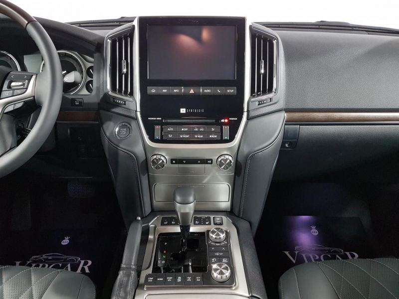 Toyota Land Cruiser 200 Special Edition дизель 2017 id-4853 Купить Toyota Land Cruiser 200 Special Edition дизель 2017 id-4853 в Киеве, Фото №32