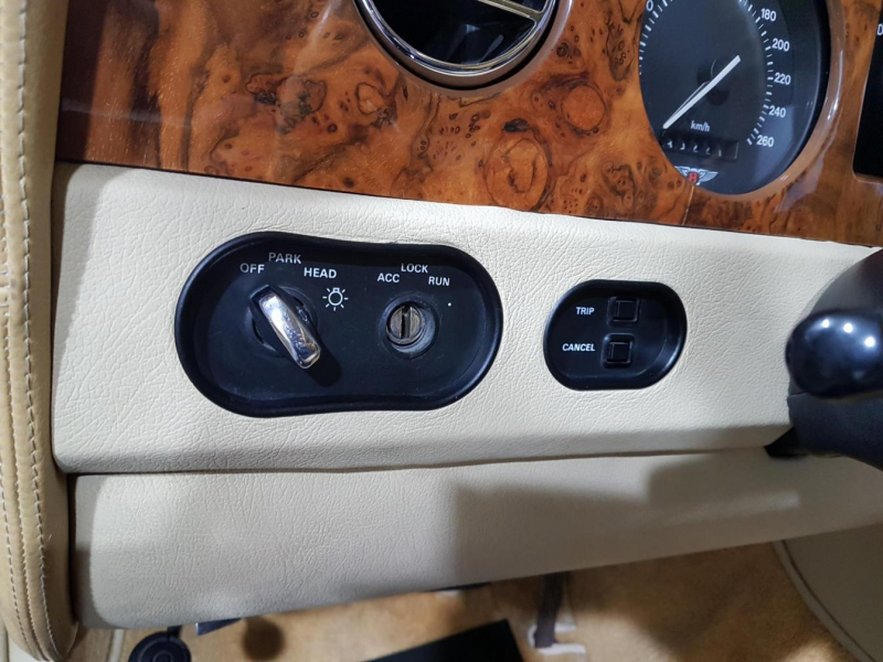 Bentley Turbo R бензин 1995 id-6092 Купить Bentley Turbo R бензин 1995 id-6092 в Киеве, Фото №26