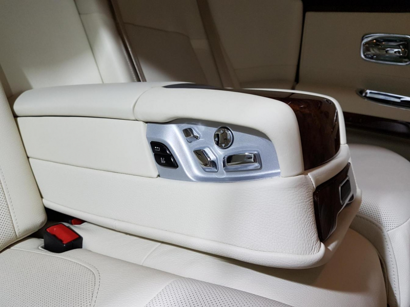 Rolls-Royce Ghost бензин 2010 id-6083 Купить Rolls-Royce Ghost бензин 2010 id-6083 в Киеве, Фото №22