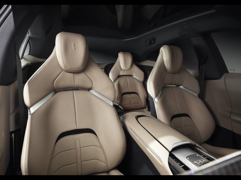 Купить Ferrari Purosangue бензин 2025 id-1005638 в Киеве, Фото №9