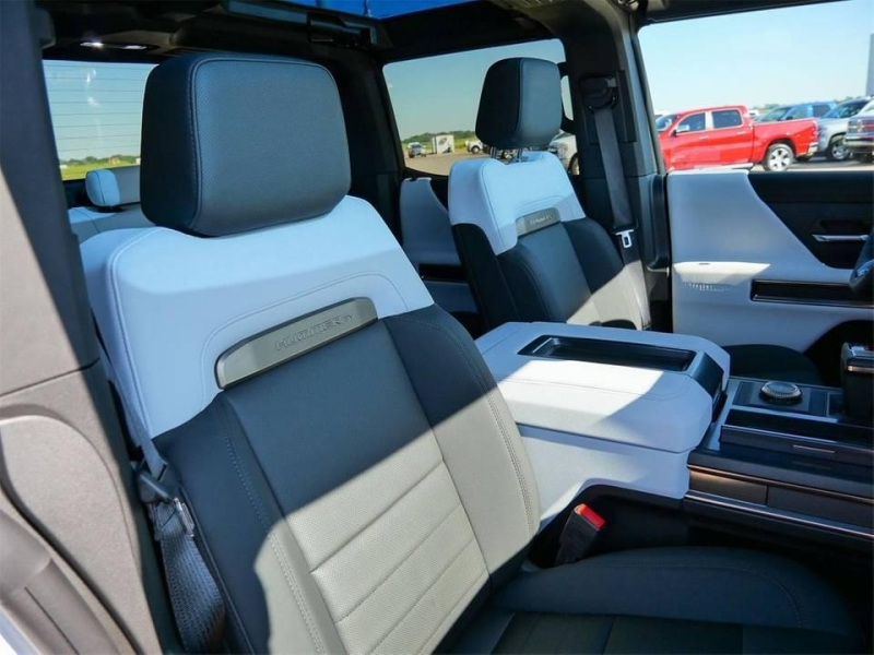 GMC Hummer EV Edition 1 электро 2025 id-1005642 Купить GMC Hummer EV Edition 1 электро 2025 id-1005642 в Киеве, Фото №10