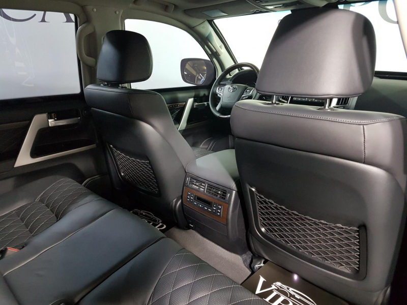 Toyota Land Cruiser 200 Guard дизель 2017 id-1005660 Купить Toyota Land Cruiser 200 Guard дизель 2017 id-1005660 в Киеве, Фото №12