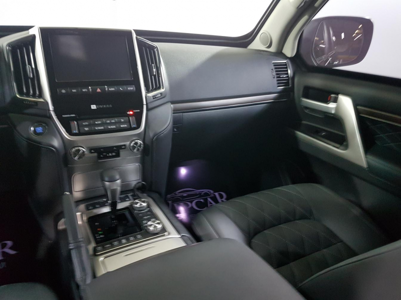 Toyota Land Cruiser 200 Guard дизель 2017 id-1005660 Купить Toyota Land Cruiser 200 Guard дизель 2017 id-1005660 в Киеве, Фото №18
