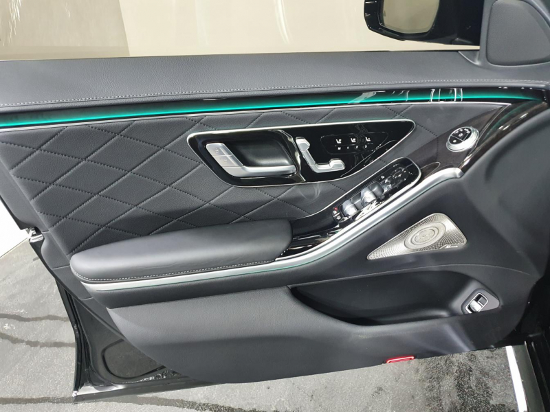 Mercedes-Benz S 500 Long 4Matic бензин 2024 id-1005682 Купить Mercedes-Benz S 500 Long 4Matic бензин 2024 id-1005682 в Киеве, Фото №52