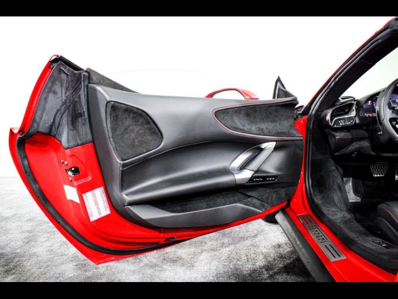 Ferrari SF90 Stradale гибрид 2025 id-1005686 Купить Ferrari SF90 Stradale гибрид 2025 id-1005686 в Киеве, Фото №11