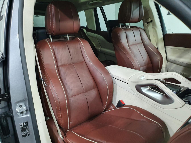 Купить Maybach GLS 600 бензин 2023 id-1005706 в Киеве, Фото №9