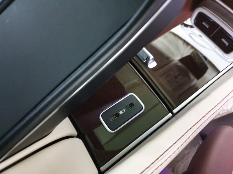 Купить Maybach GLS 600 бензин 2023 id-1005706 в Киеве, Фото №31