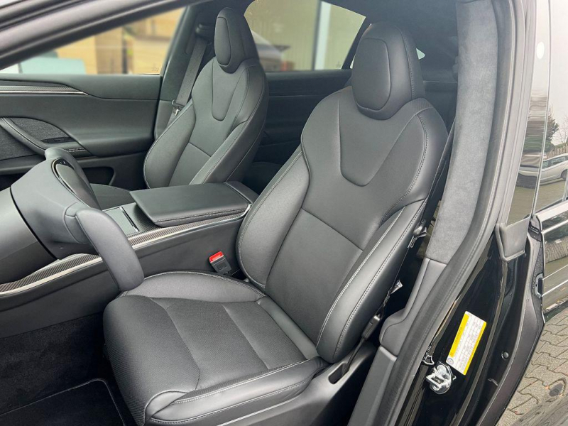 Tesla Model X Plaid электро 2023 id-1005713 Купить Tesla Model X Plaid электро 2023 id-1005713 в Киеве, Фото №5